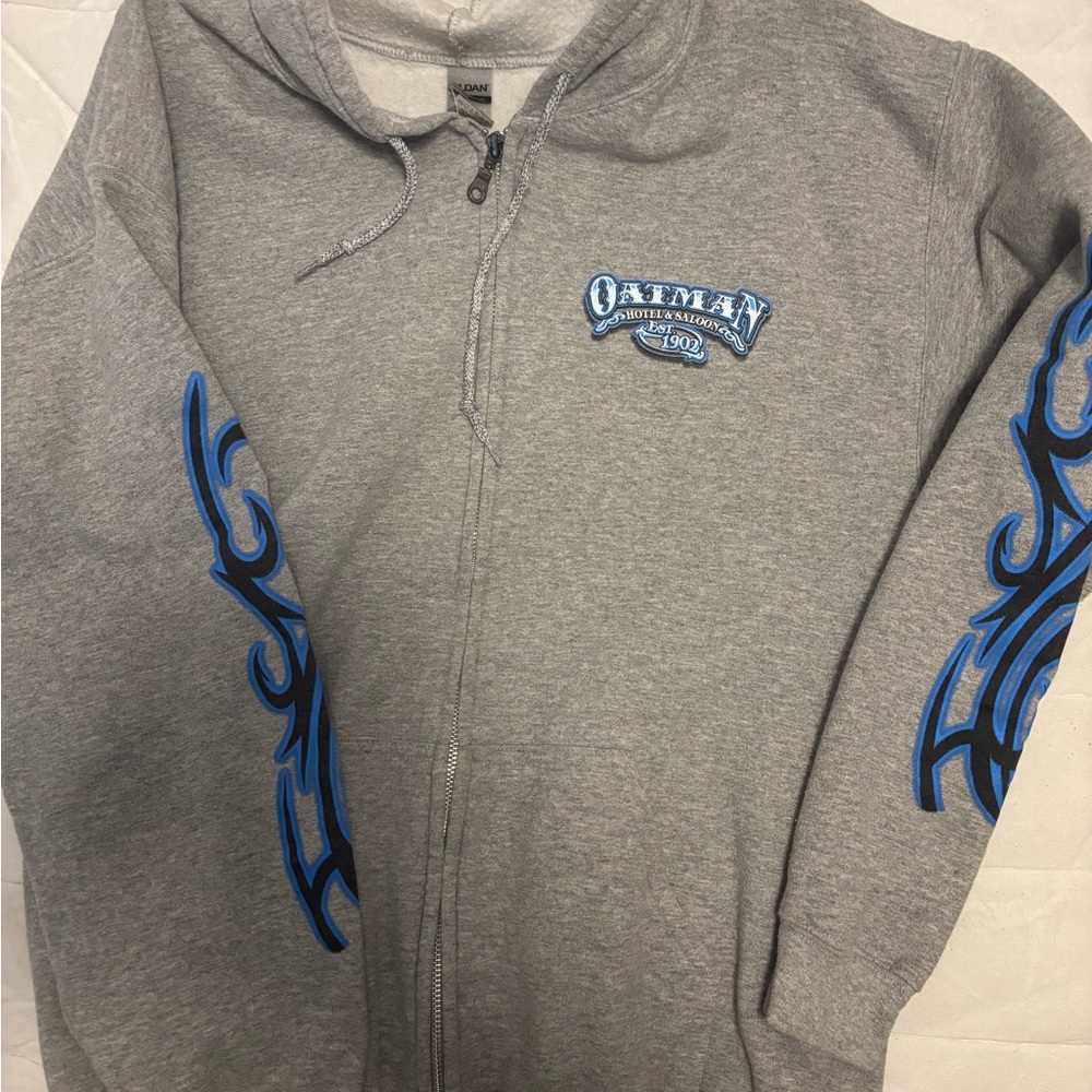 Gildan Gray and Blue Women's Sweater